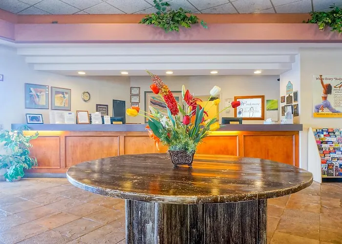 Hotel Windemere & Conference Center 3*