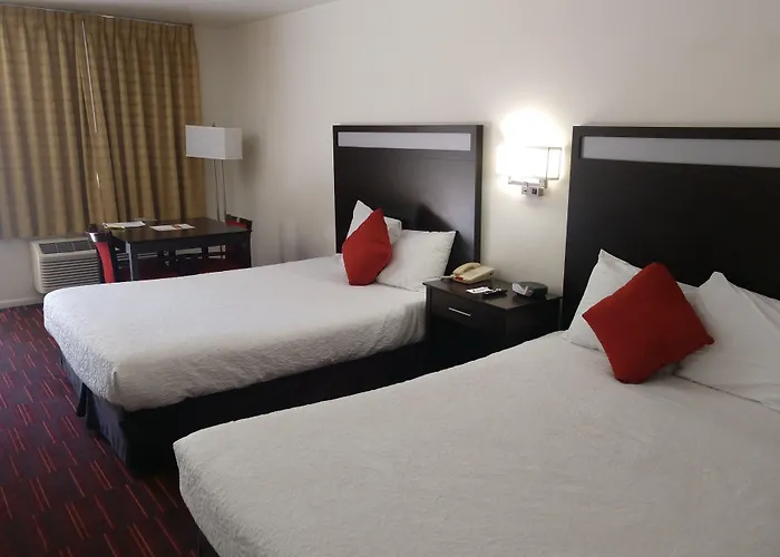 Hotel Windemere & Conference Center