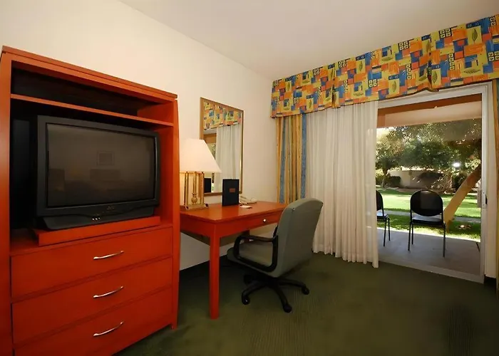 Windemere & Conference Center Hotel 3*