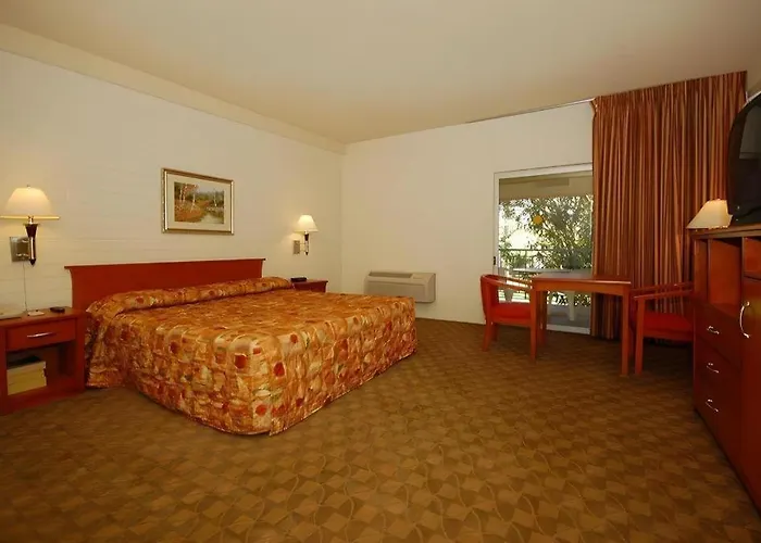 Hotel Windemere & Conference Center